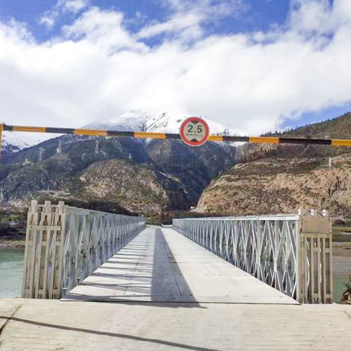 Jembatan Sementara Jembatan Baja Bailey Jalur Ganda Tahan Lama di Tibet